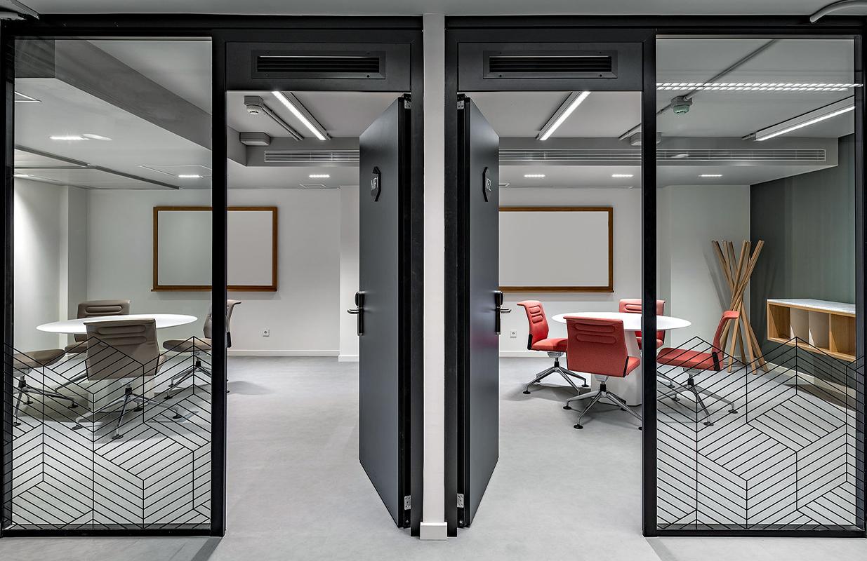 Salto smart access Regus - Spaces (IWG) 